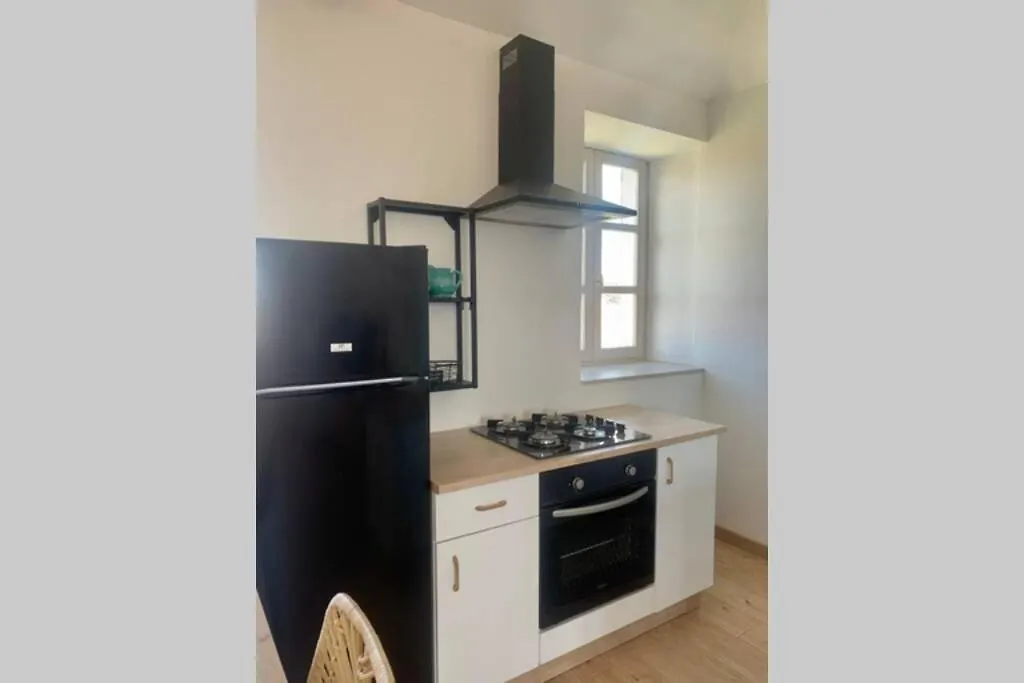 Apartment La Providence, Surplombant La Ville Montbrison