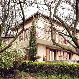 D'hotes Des Lys Bed & Breakfast